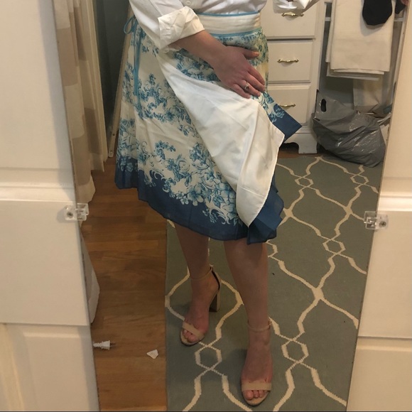 Tommy Bahama Silk Skirt - Picture 7 of 17